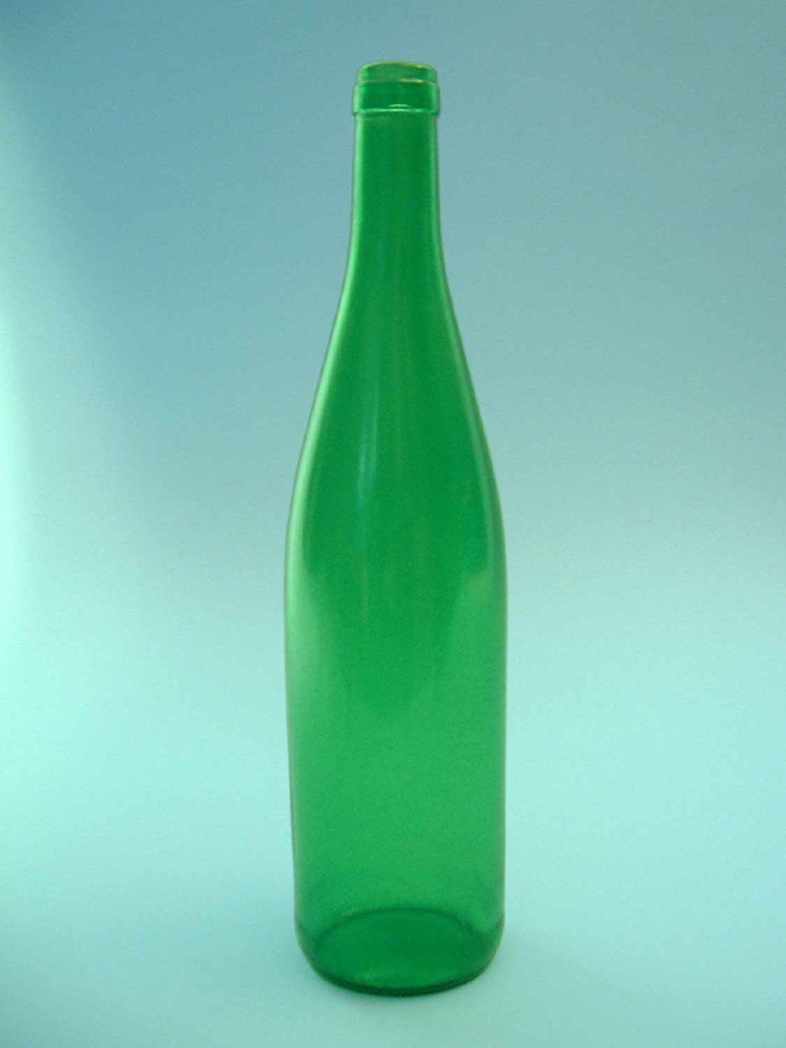 Wijnfles groen, 07 liter. Afmeting 31 x ø 7,5 cm.