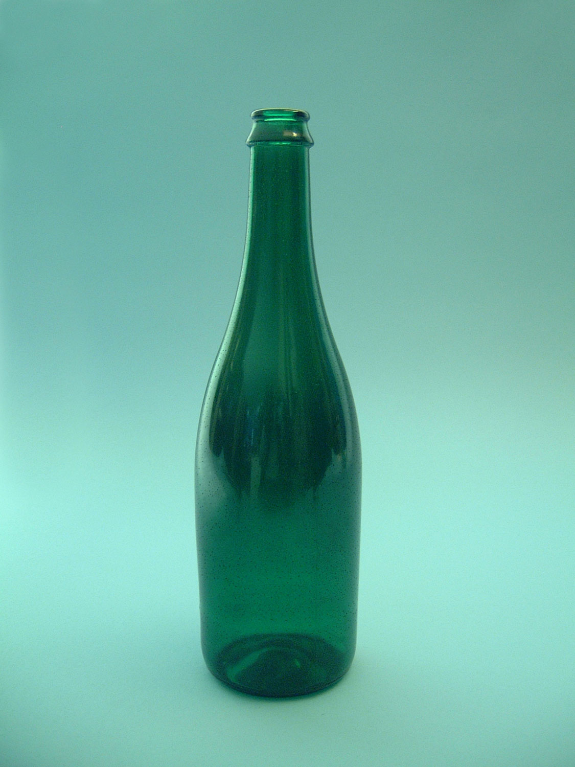 Champagne breakaway bottle, color green, H x B 29 x ø 8,5 cm.