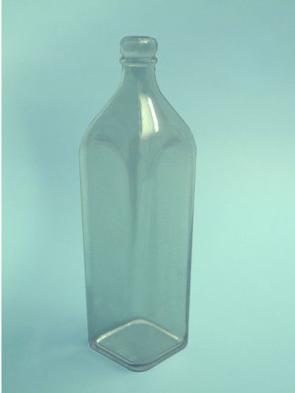 Whiskyfles “Johnnie Walker”, blank suikerglas,HxB: 28 cm x ø 9,5 cm.