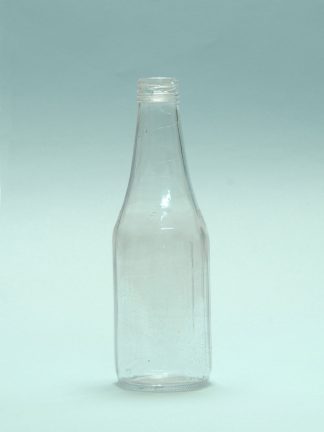 Ketchup bottle made of transparent sugar glass. Dimensions 25 x ø 8 cm.