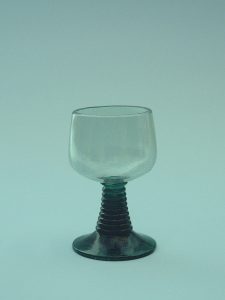 Wijnglas-Roma 11 x 7 cm. gemaakt van suikerglas, Breekbaar.