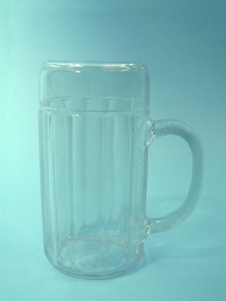 Bierpul van suikerglas. 1 L kartelmotief HxB 20,7cm x 11 cm.