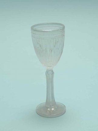 Wine glass cut. Sugar glass. Height x width: 19 x 7 cm.