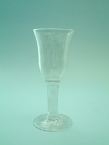 Sugar glass Wine glass in a Tulip shape, 19.5 x 8 cm.