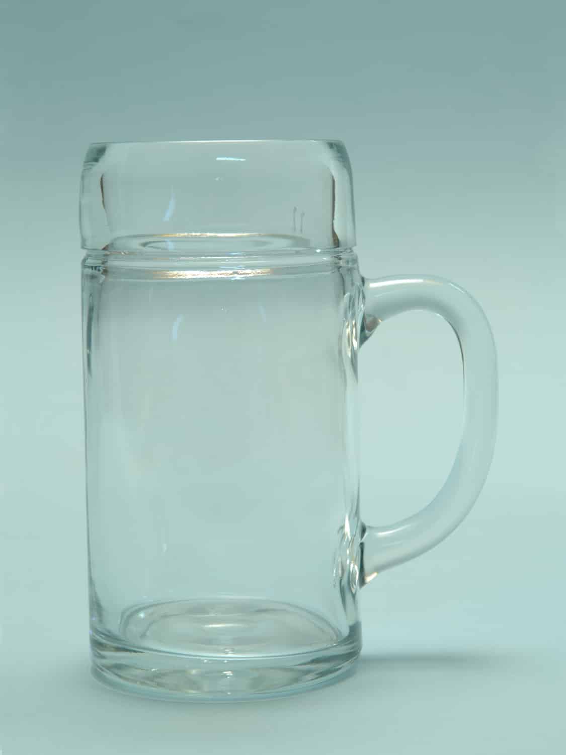 Sugar glass water jug / beer stein mug 1L smooth. Height x Width: 20 x 10.5 cm.