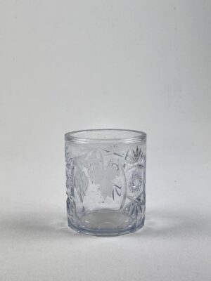 Whiskyglas gemaakt van transparant suikerglas.