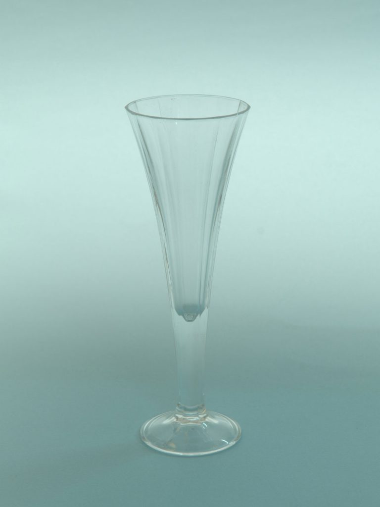 Film glass safety glass on the set. Sugar glasses, Champagne glass, Flute, angular cut. Size: 20 x 6.8 cm.