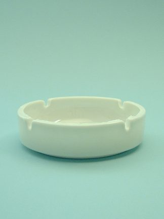 Sugar glass ashtray, White 4 x ø 14 cm.