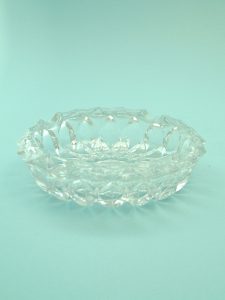 Sugar glass ashtray. 3.8 X 14 centimeters