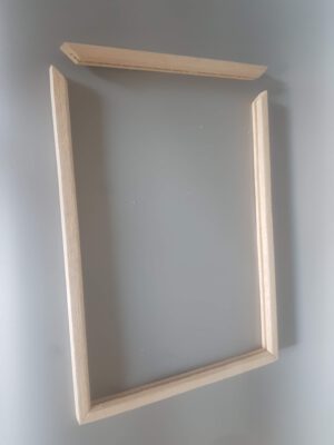 Balsahout framewerk voor je ruitjes van suikerglas.